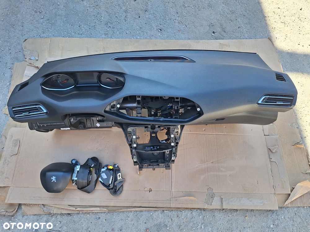 DESKA ROZDZIELCZA KONSOLA AIRBAG PODUSZKA PASY ZESTAW PEUGEOT 308 T9 - 1