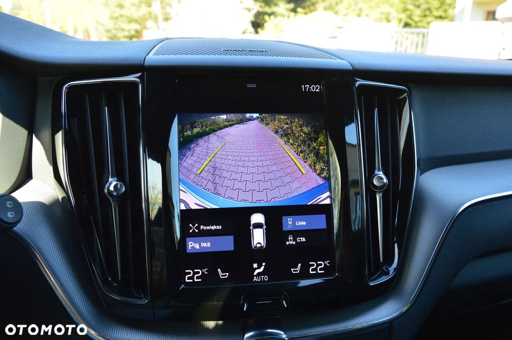 Volvo XC 60 B4 D AWD Ultimate Dark - 25