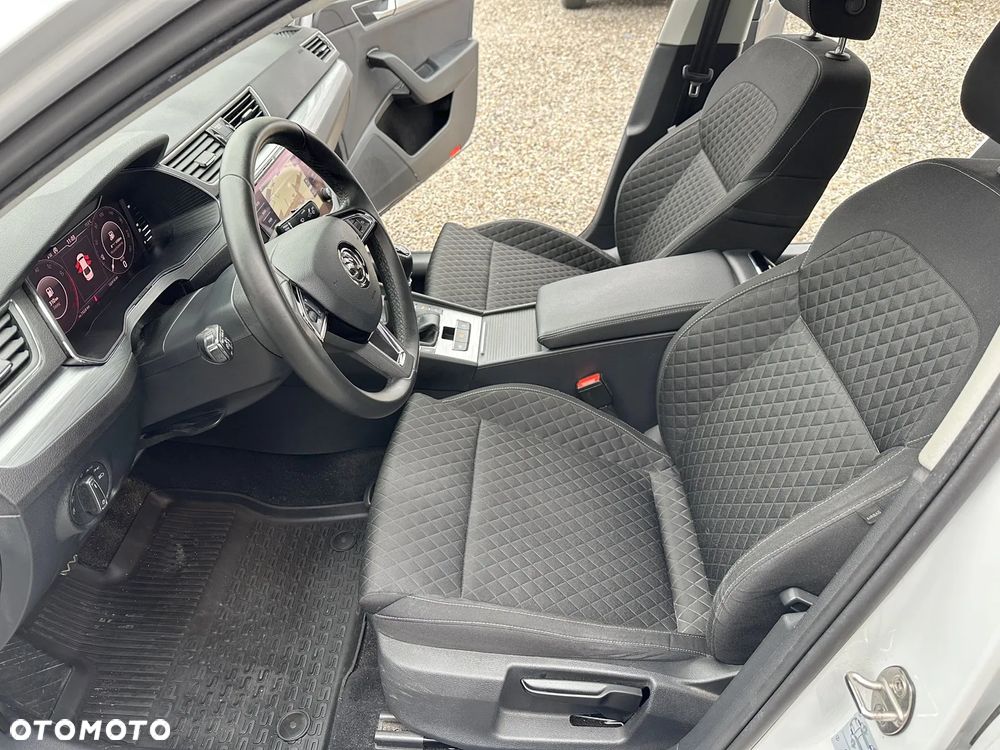 Skoda Superb 1.5 TSI ACT Ambition - 7