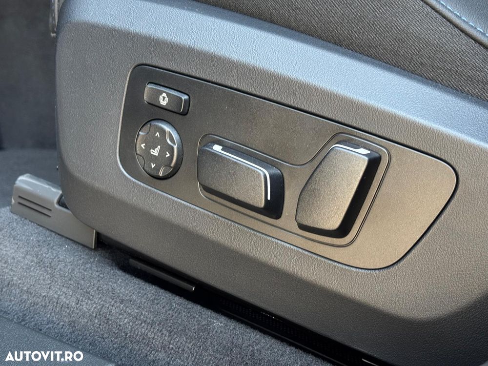 BMW X3 xDrive30e AT PHEV - 16