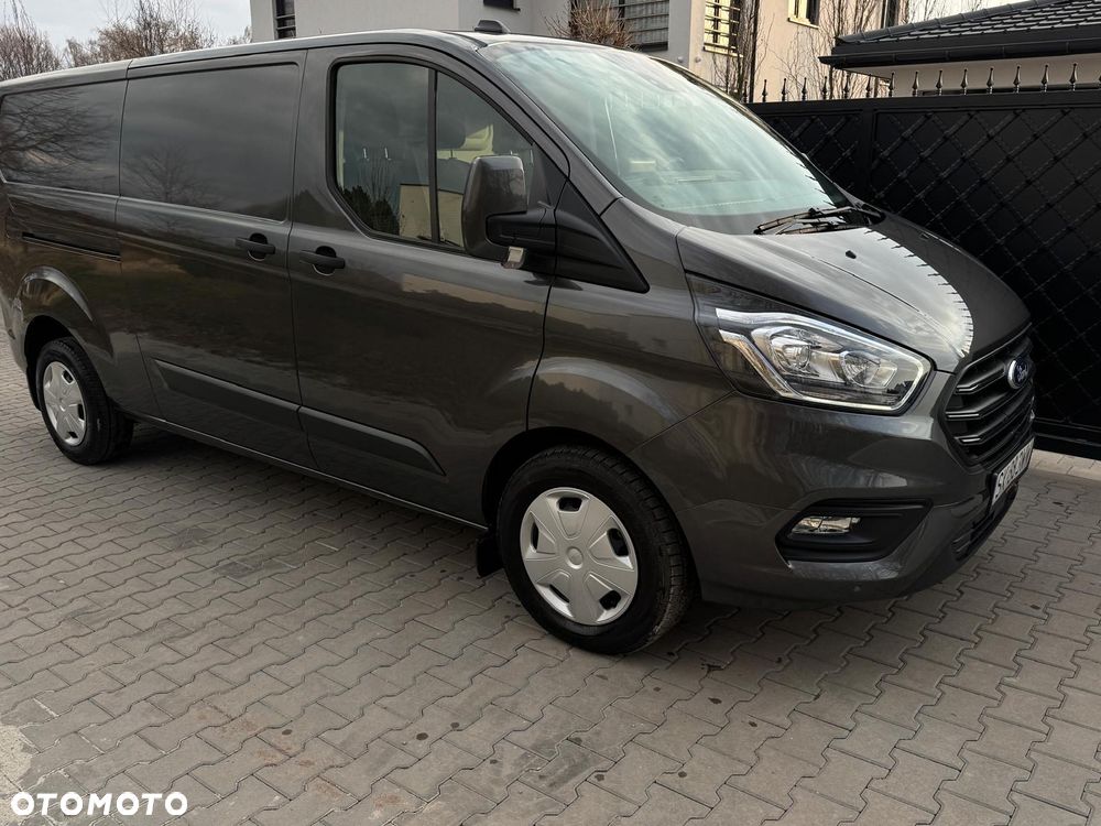 Ford TRANSIT CUSTOM - 11