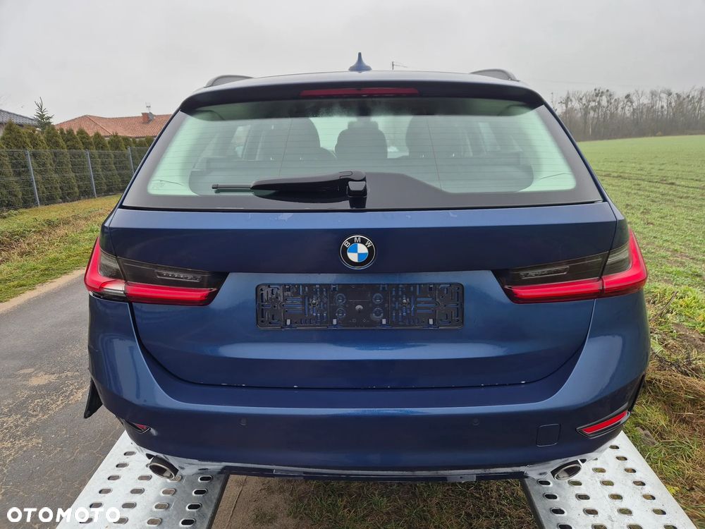 BMW Seria 3 318d Sport Line Shadow - 7