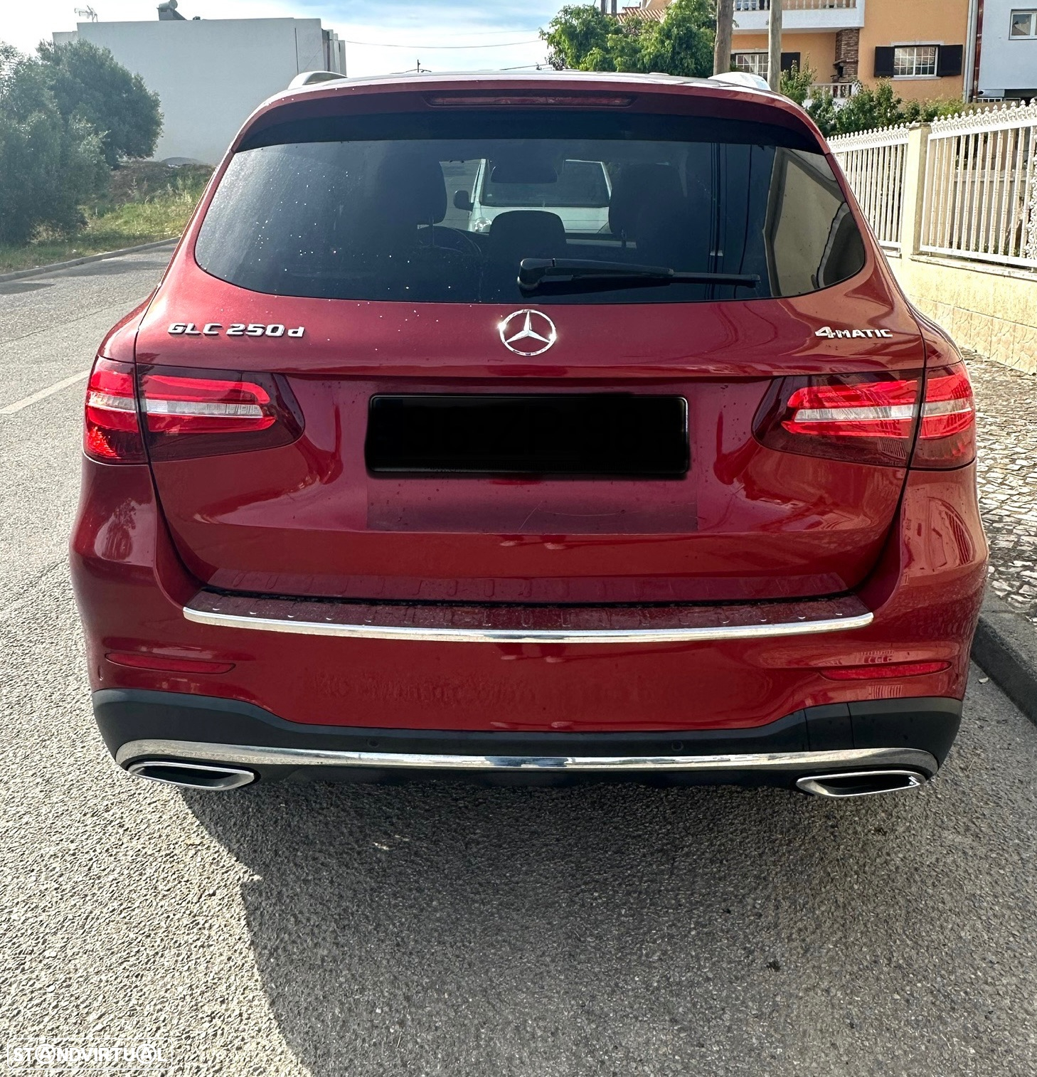 Mercedes-Benz GLC 250 d 4Matic 9G-TRONIC AMG Line - 4