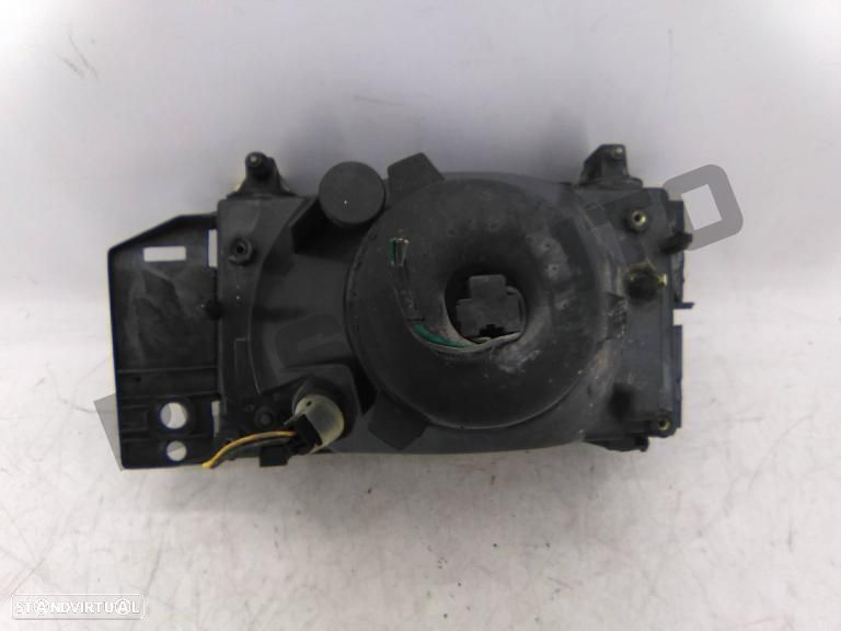 Ótica / Farol Direito 7r014_3277 Fiat Tempra [1990_1996] 1.6 - 3