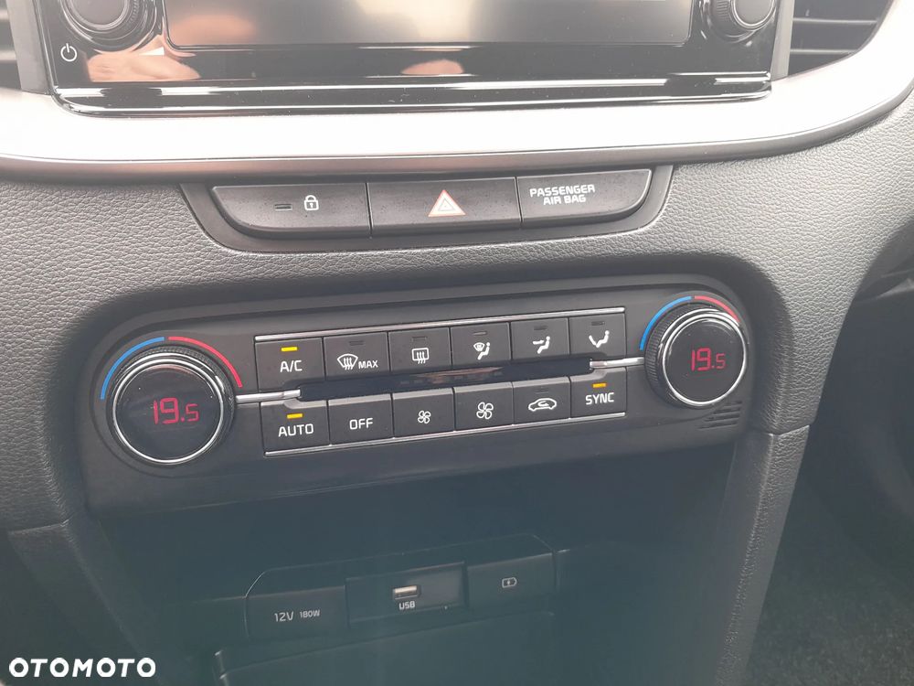 Kia Ceed 1.4 T-GDI L - 26