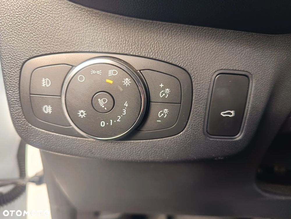 Ford Puma 1.0 EcoBoost Hybrid ST-LINE - 17