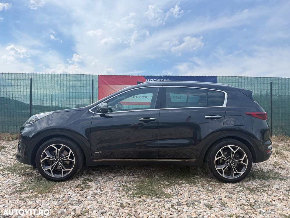 Kia Sportage 2.0 CRDI AWD Eco-Dynamics+ (48V M-H) Aut. GT LINE - 4