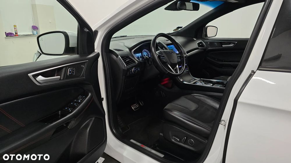 Ford Edge 2.0 EcoBlue Twin-Turbo 4WD ST-Line - 5