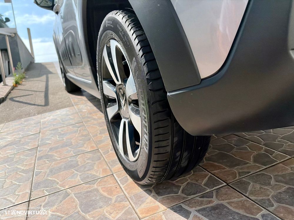 Citroën C3 1.2 PureTech Shine - 47