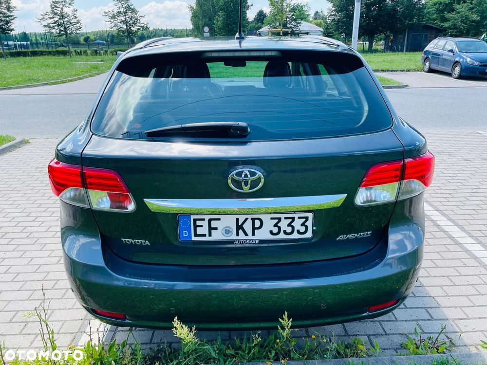 Toyota Avensis 1.8 Executive - 4