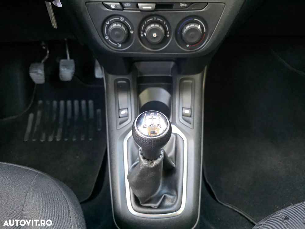 Citroën C-Elysée 1.2 PureTech BVM Feel - 16