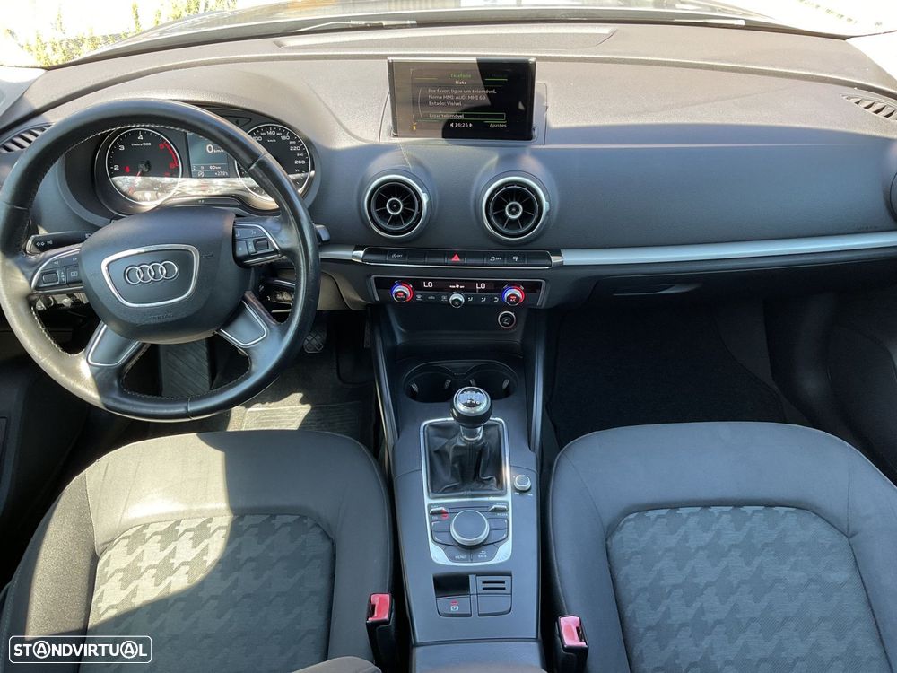 Audi A3 Sportback 1.6 TDI Advance - 19