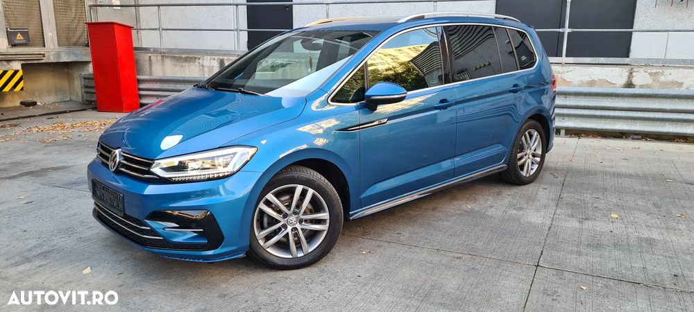 Volkswagen Touran - 36