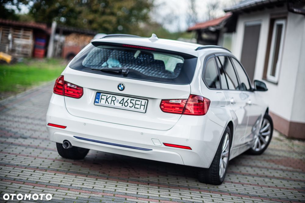 BMW Seria 3 318d Sport Line - 39