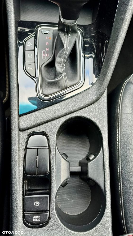 Kia Niro 1.6 GDI Plug-in Hybrid L - 19