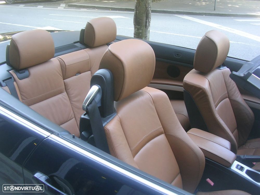 BMW 325 i - 15