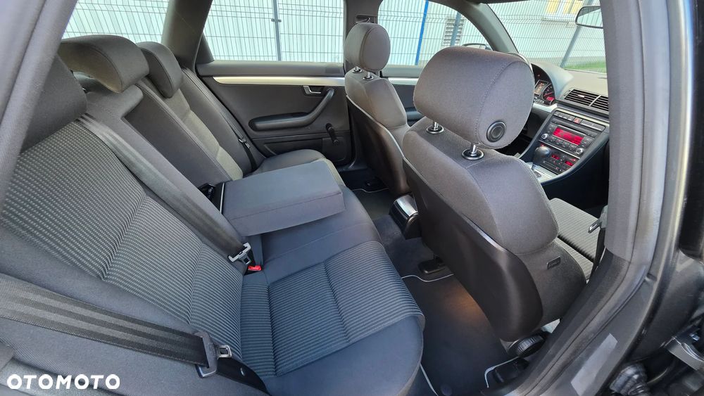 Audi A4 Avant 1.8 T multitronic - 11