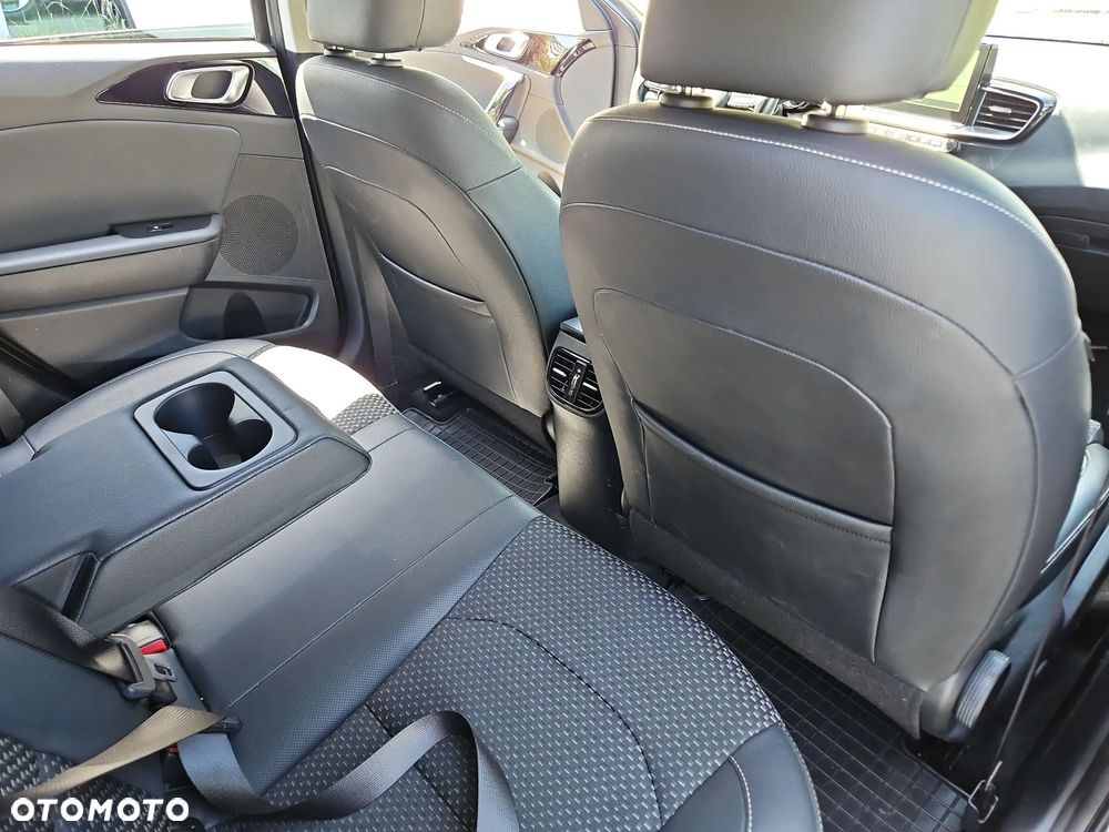 Kia Ceed 1.4 T-GDI L Business Line - 23