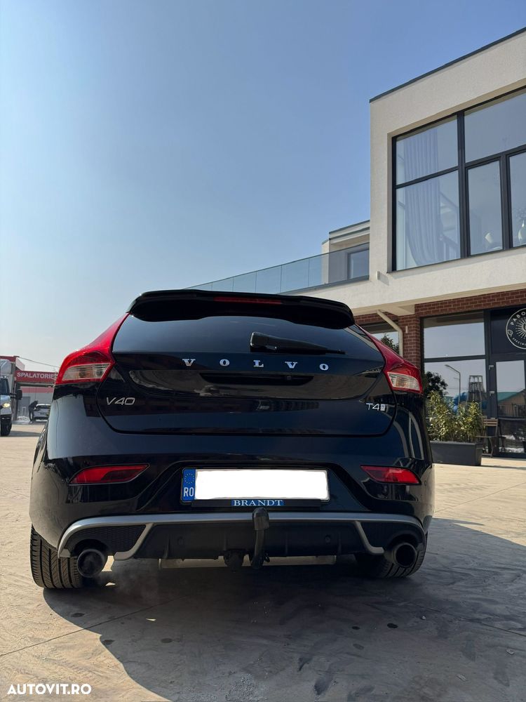 Volvo V40 T4 Geartronic RDesign - 11