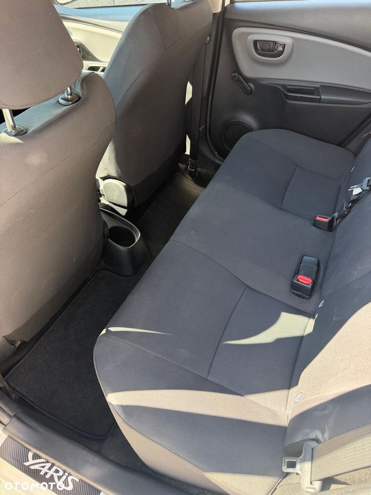 Toyota Yaris 1.5 Active - 12