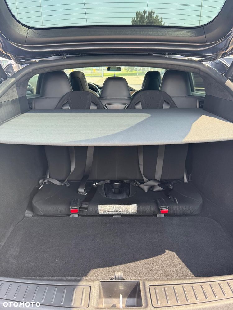 Tesla Model S 90 D - 10