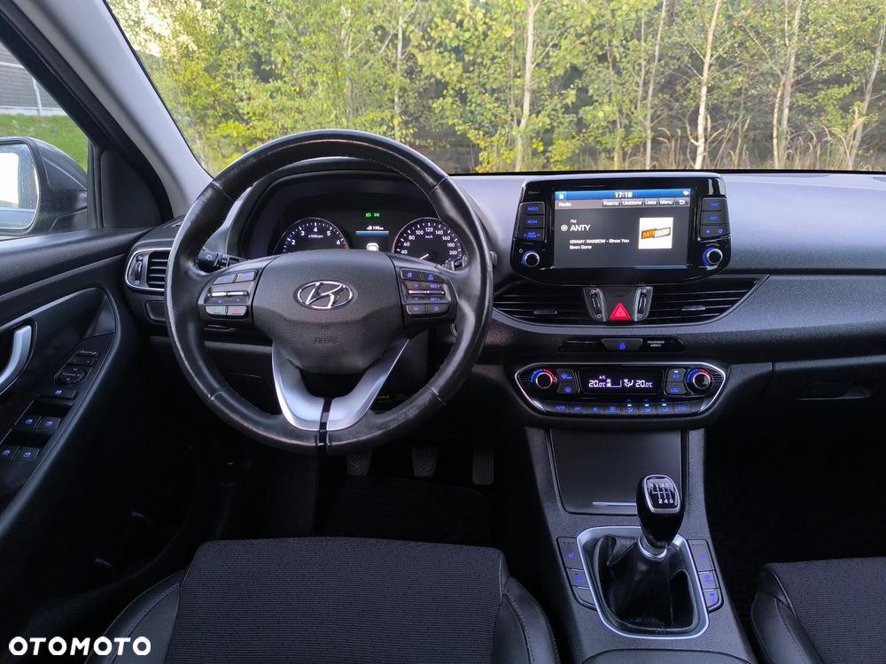 Hyundai i30 - 19