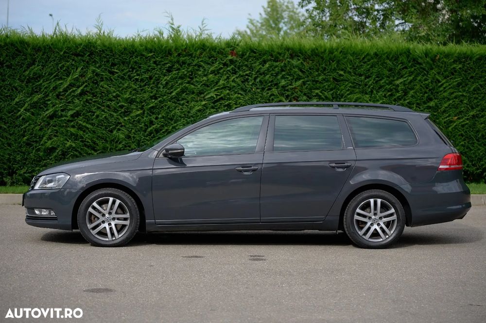 Volkswagen Passat 2.0 TDI BlueMotion Technology DSG Comfortline - 12
