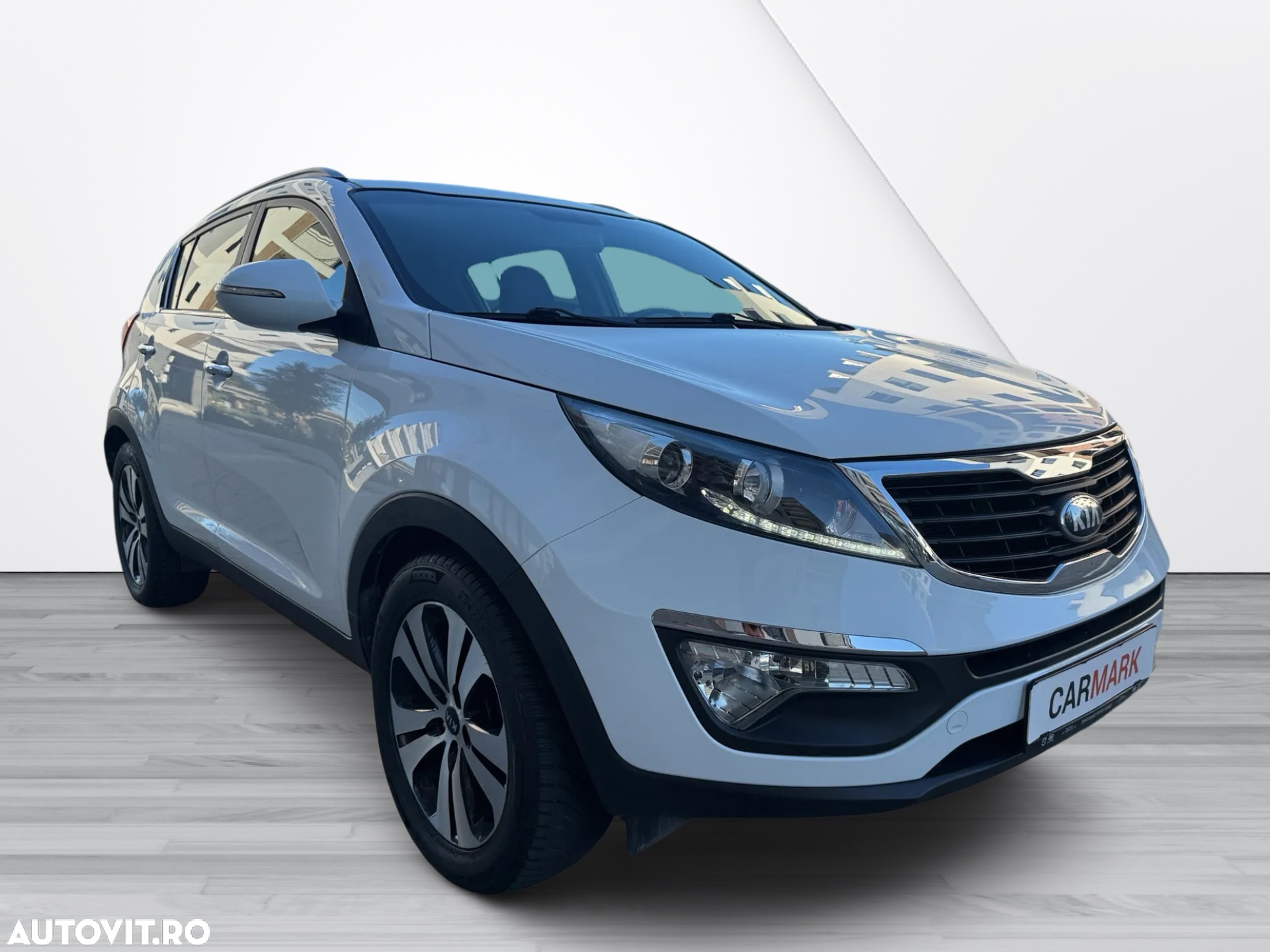 Kia Sportage 1.7 CRDI 2WD Attract - 2