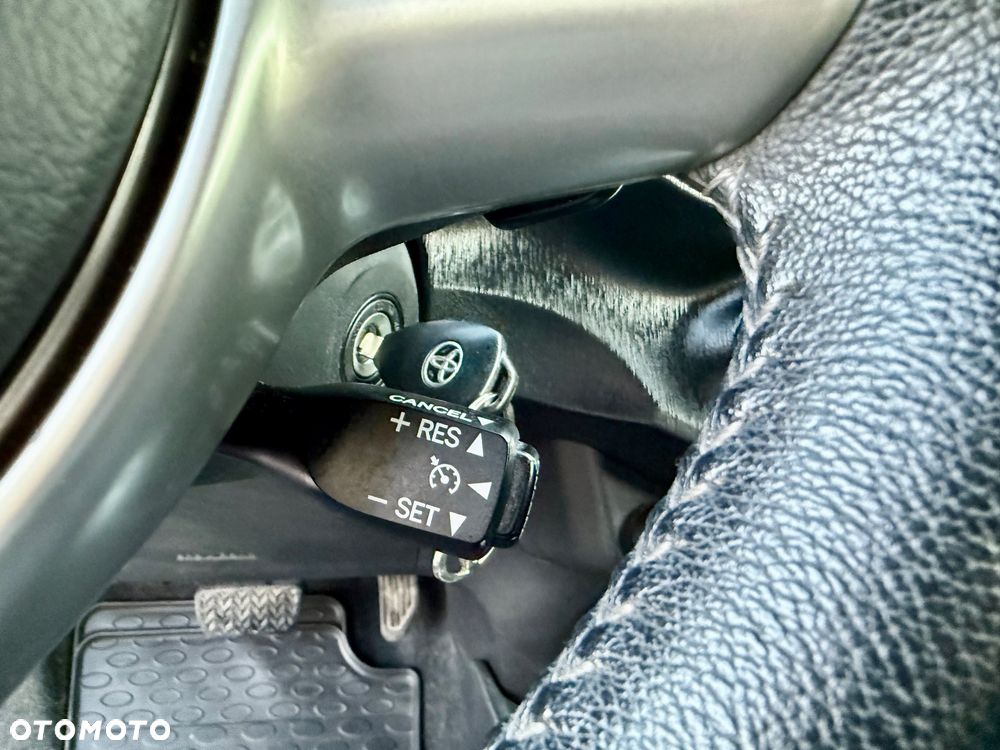 Toyota Yaris 1.33 VVT-i Multidrive S Life - 32