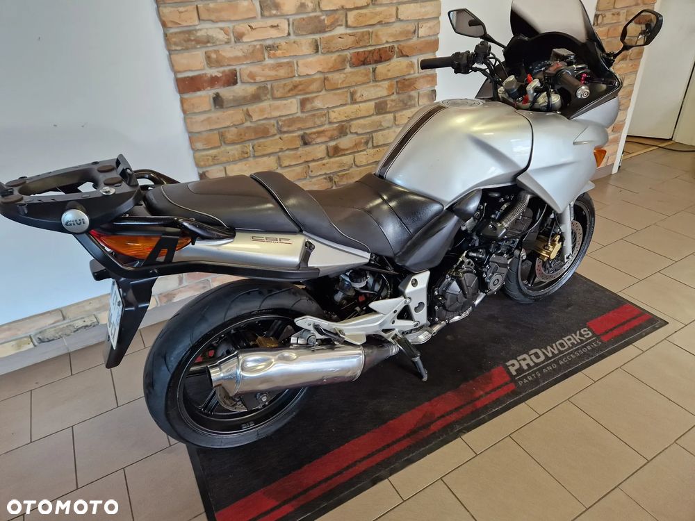 Honda CBF - 33