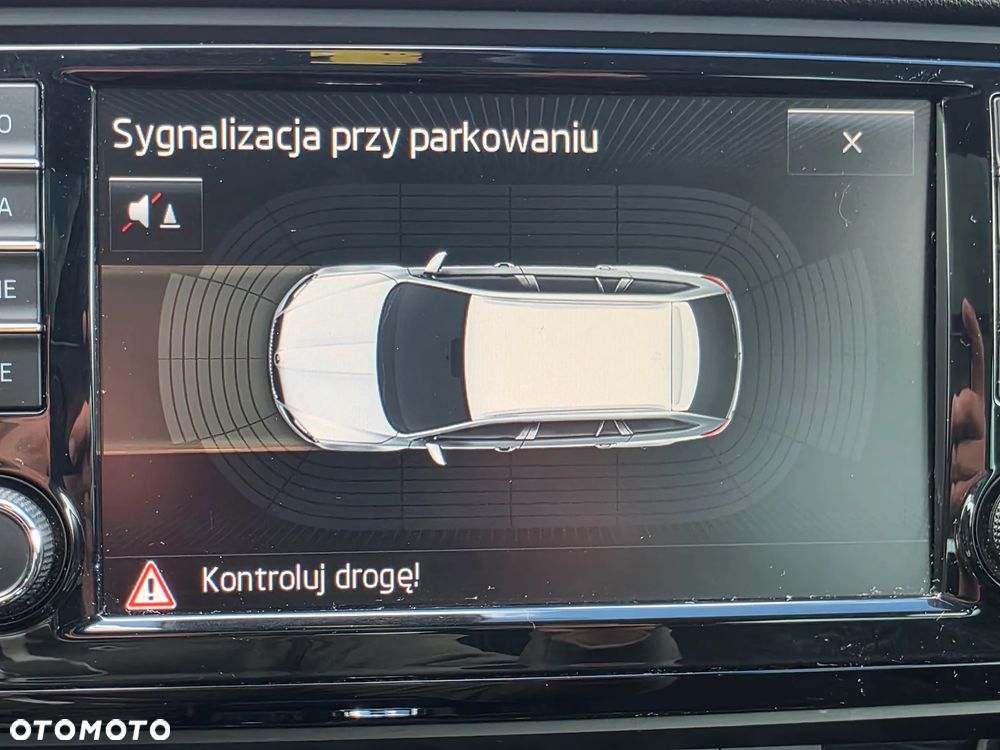 Skoda Octavia 2.0 TDI RS DSG - 27