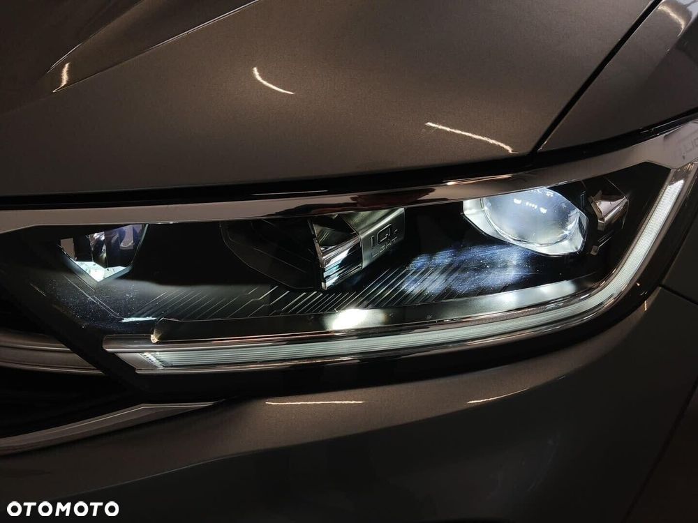 Volkswagen T-Roc 1.5 TSI Style DSG - 11