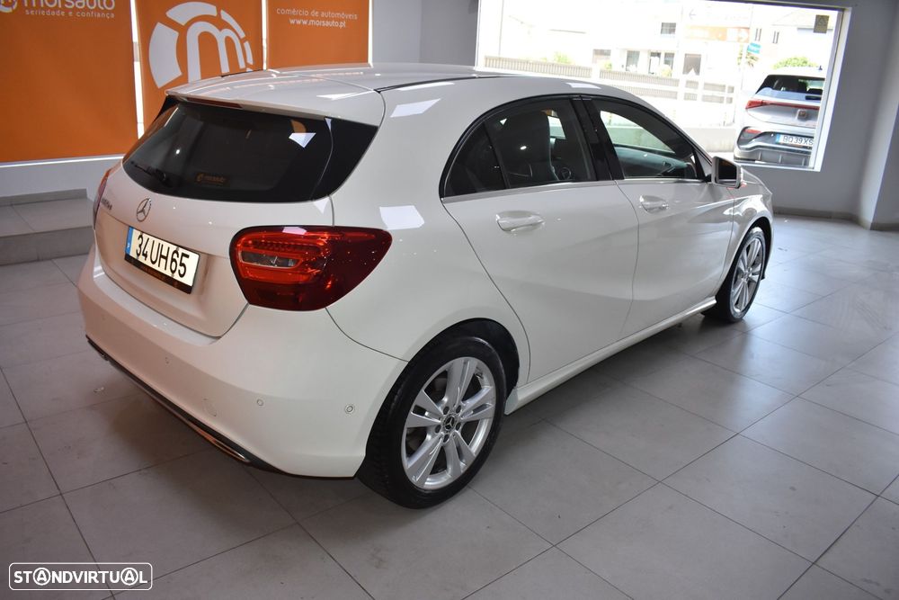 Mercedes-Benz A 180 d Urban - 12