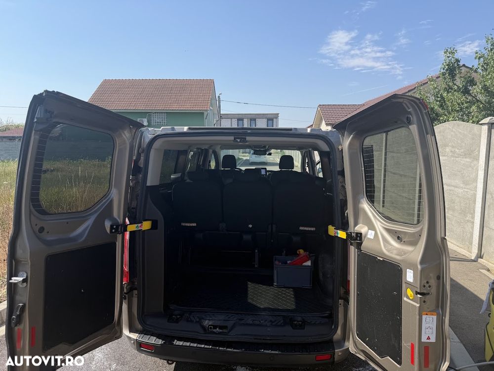 Ford Transit Custom - 8