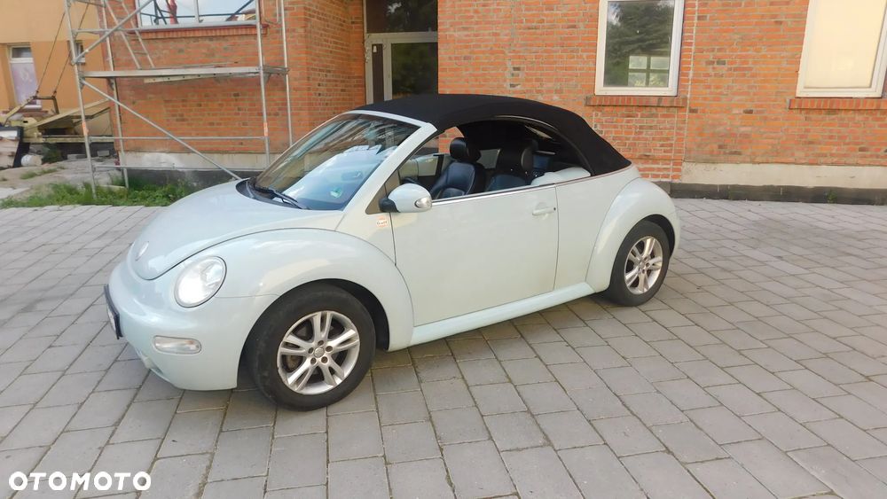 Volkswagen New Beetle 2.0 - 12