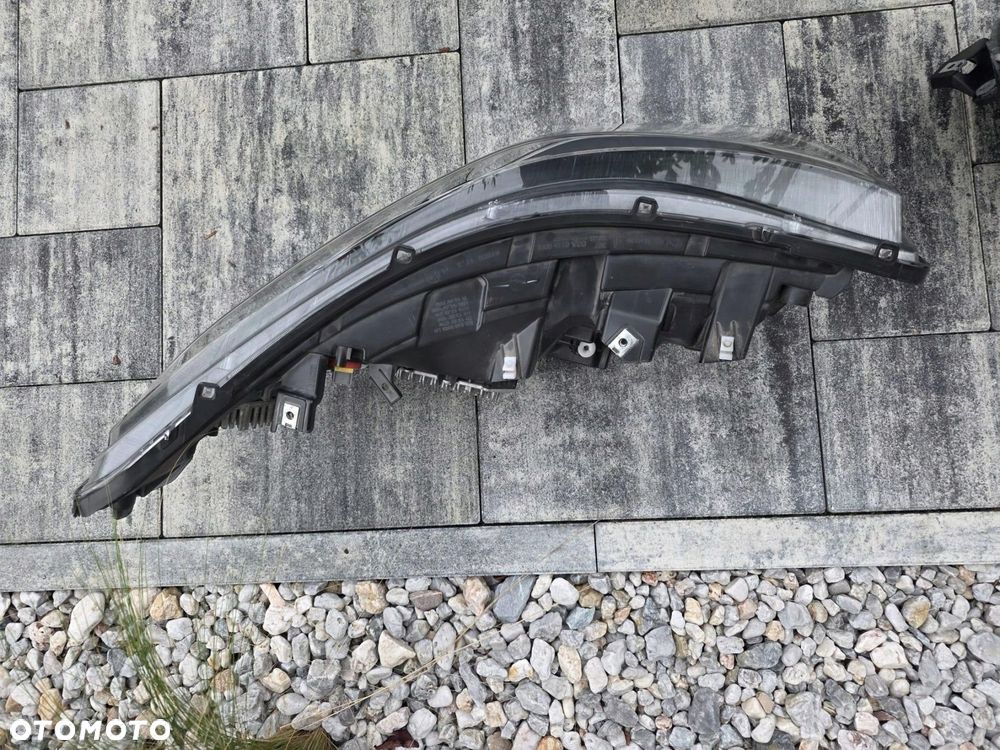 IVECO DAILY LIFT Kompletne Lampy przód Full Led 05802711799 05802711800 - 6