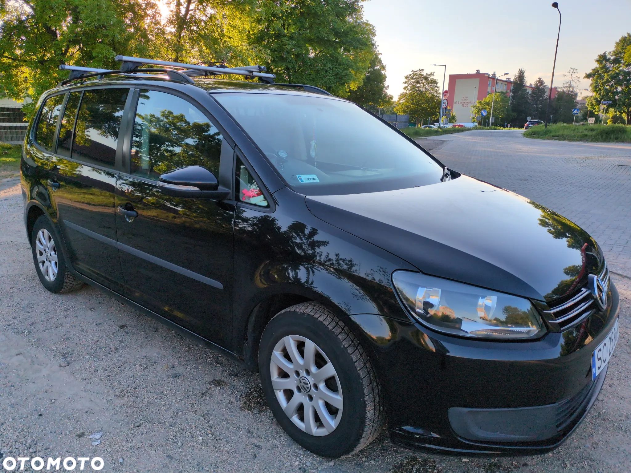 Volkswagen Touran 1.6 TDI DPF Trendline - 1