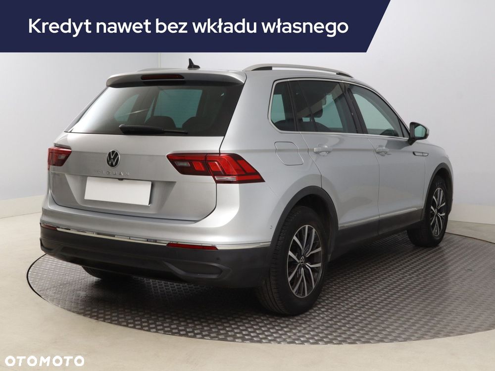 Volkswagen Tiguan - 7
