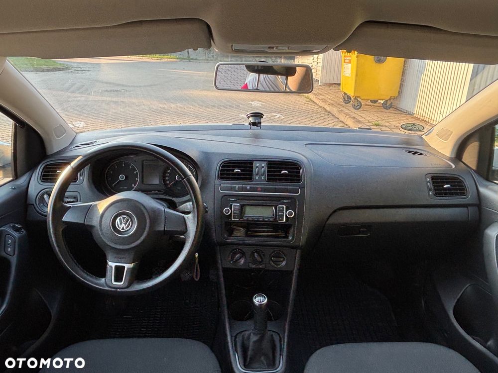 Volkswagen Polo 1.4 16V Comfortline - 4