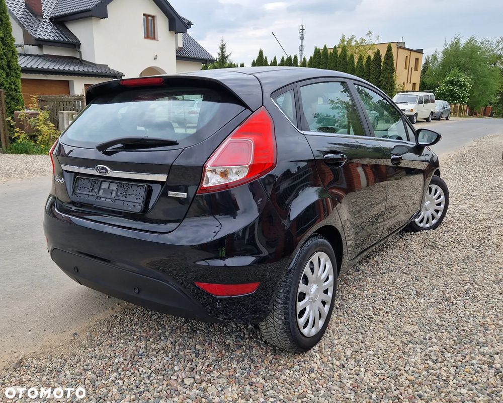 Ford Fiesta 1.6 TDCi DPF Titanium - 7