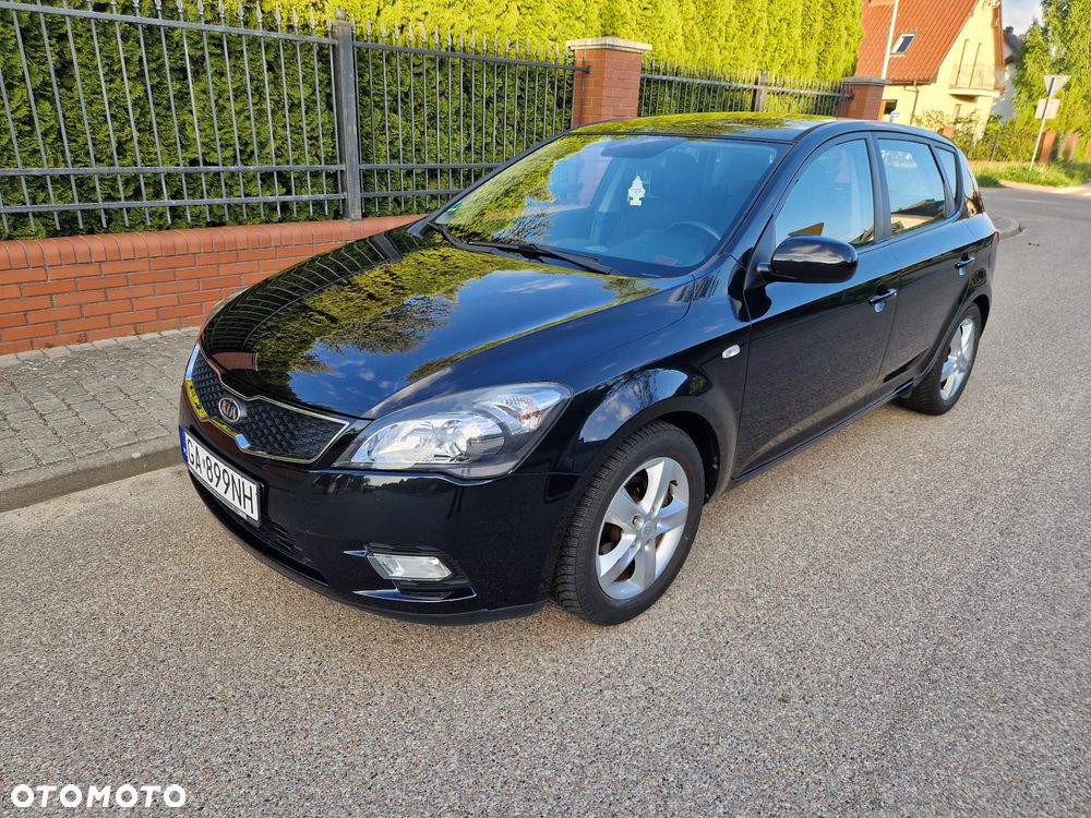 Kia Ceed 1.4 CVVT Vision - 1