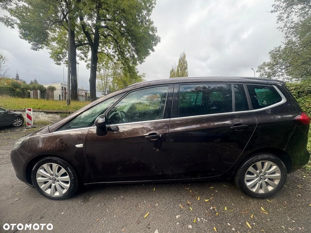 Opel Zafira - 2