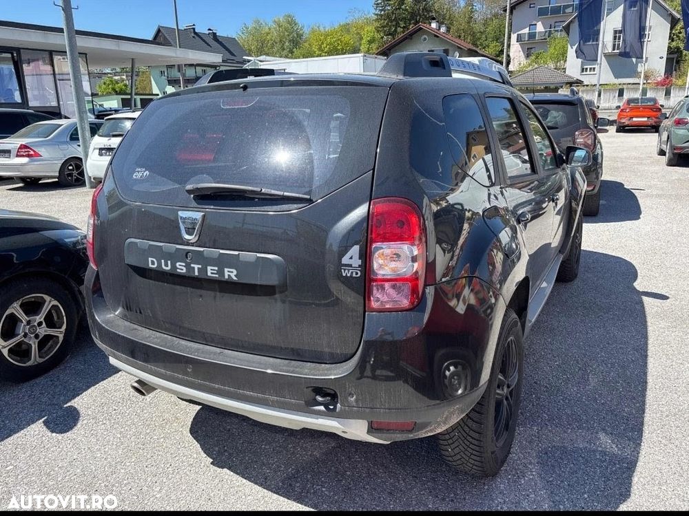 Dacia Duster dCi 110 FAP 4x4 Blackshadow - 4