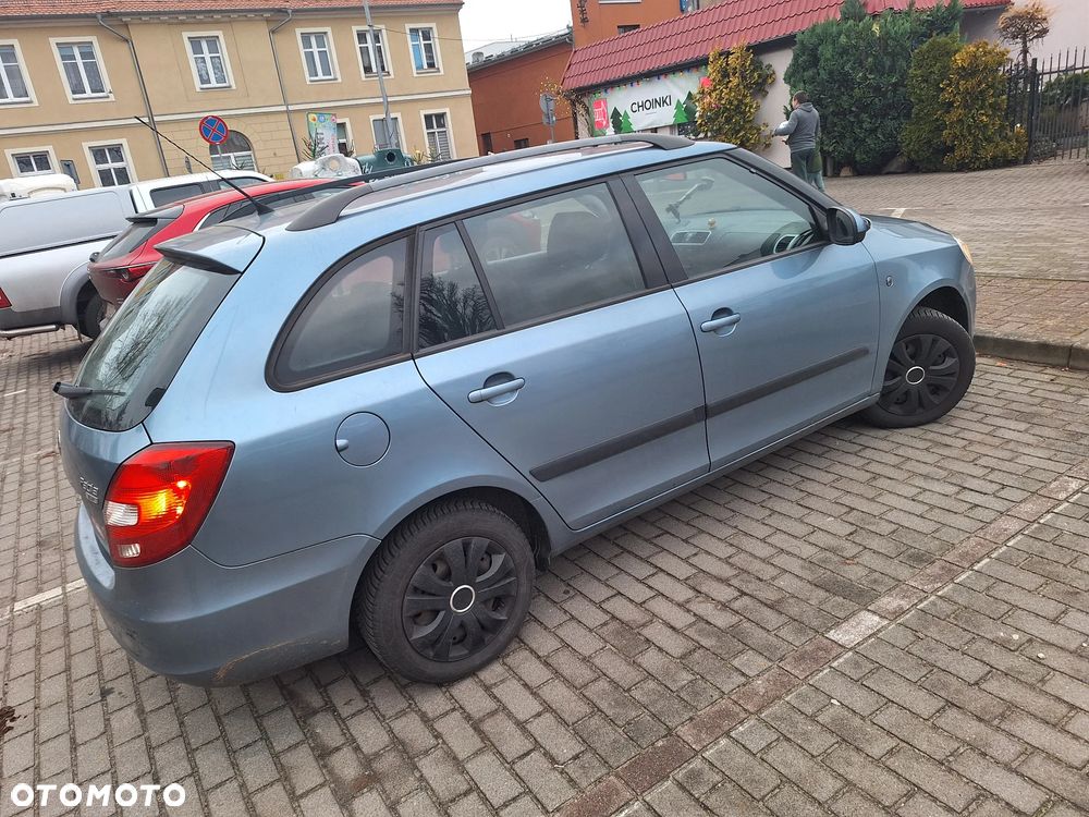 Skoda Fabia - 4
