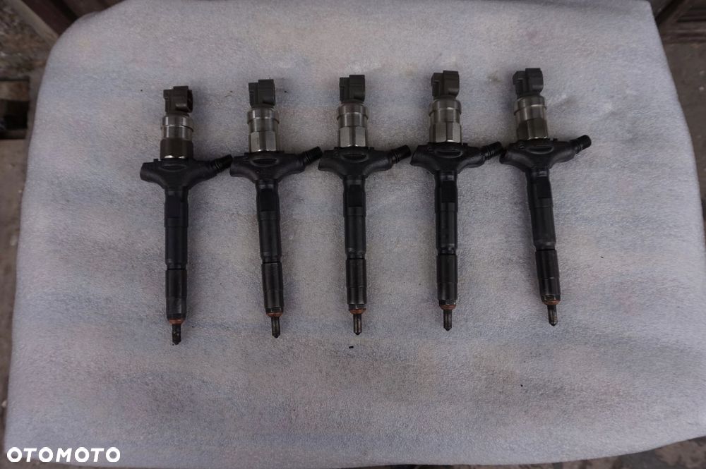 WTRYSK 3.0 OPEL VECTRA SAAB 9-5 RENAULT 8-97239161-6 - 1