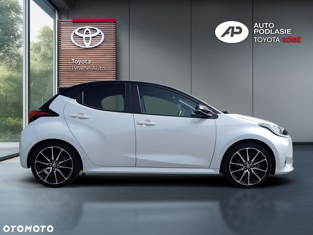 Toyota Yaris - 11