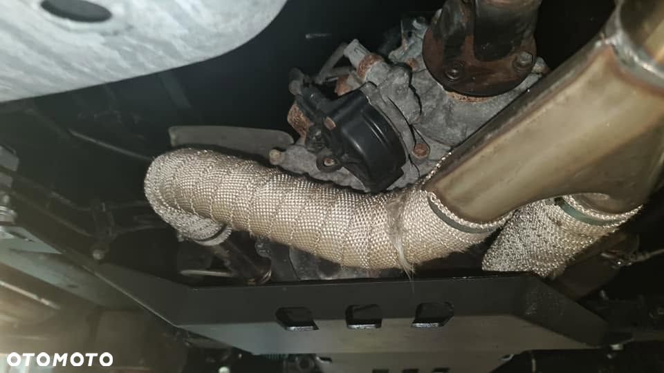 Toyota Sequoia - 32