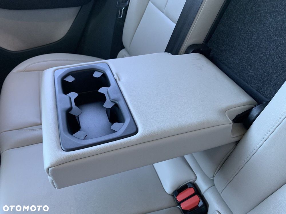 Volvo XC 40 - 21