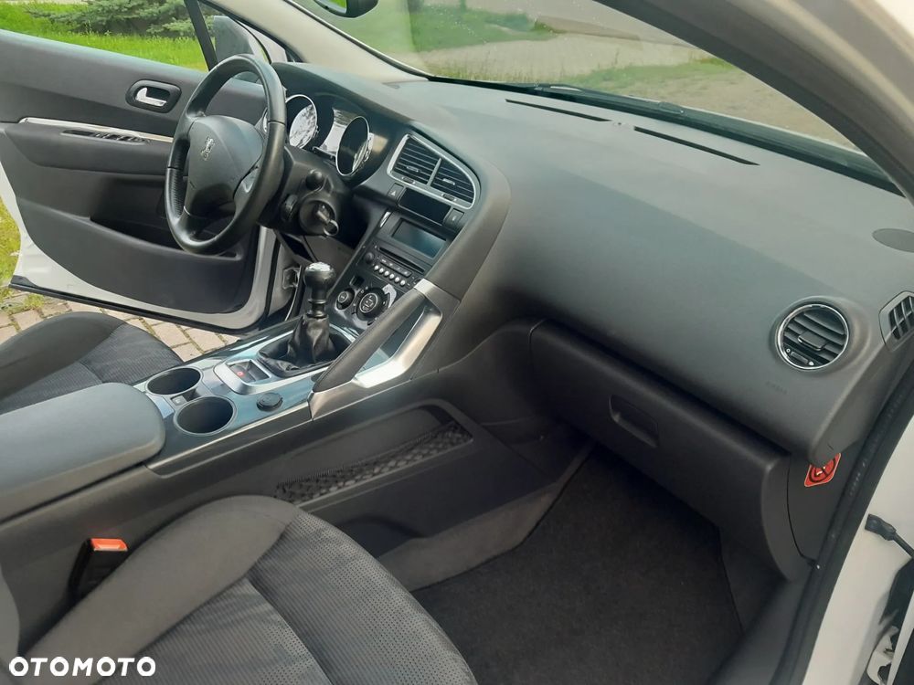 Peugeot 3008 1.6 THP Active - 23