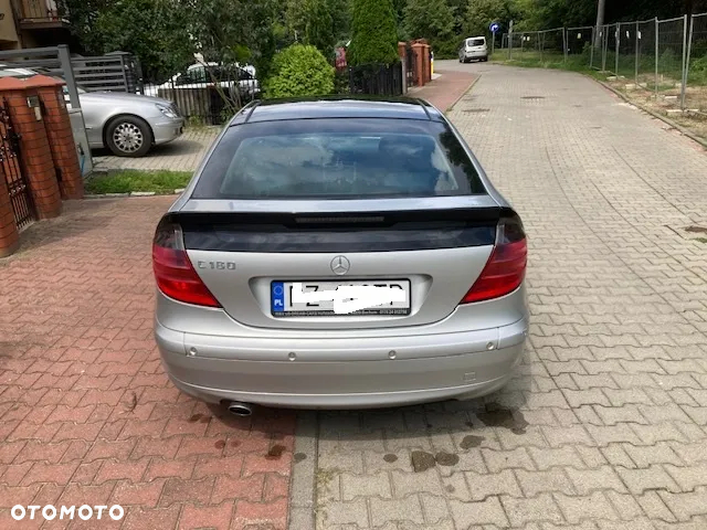 Mercedes-Benz Klasa C 180 - 3
